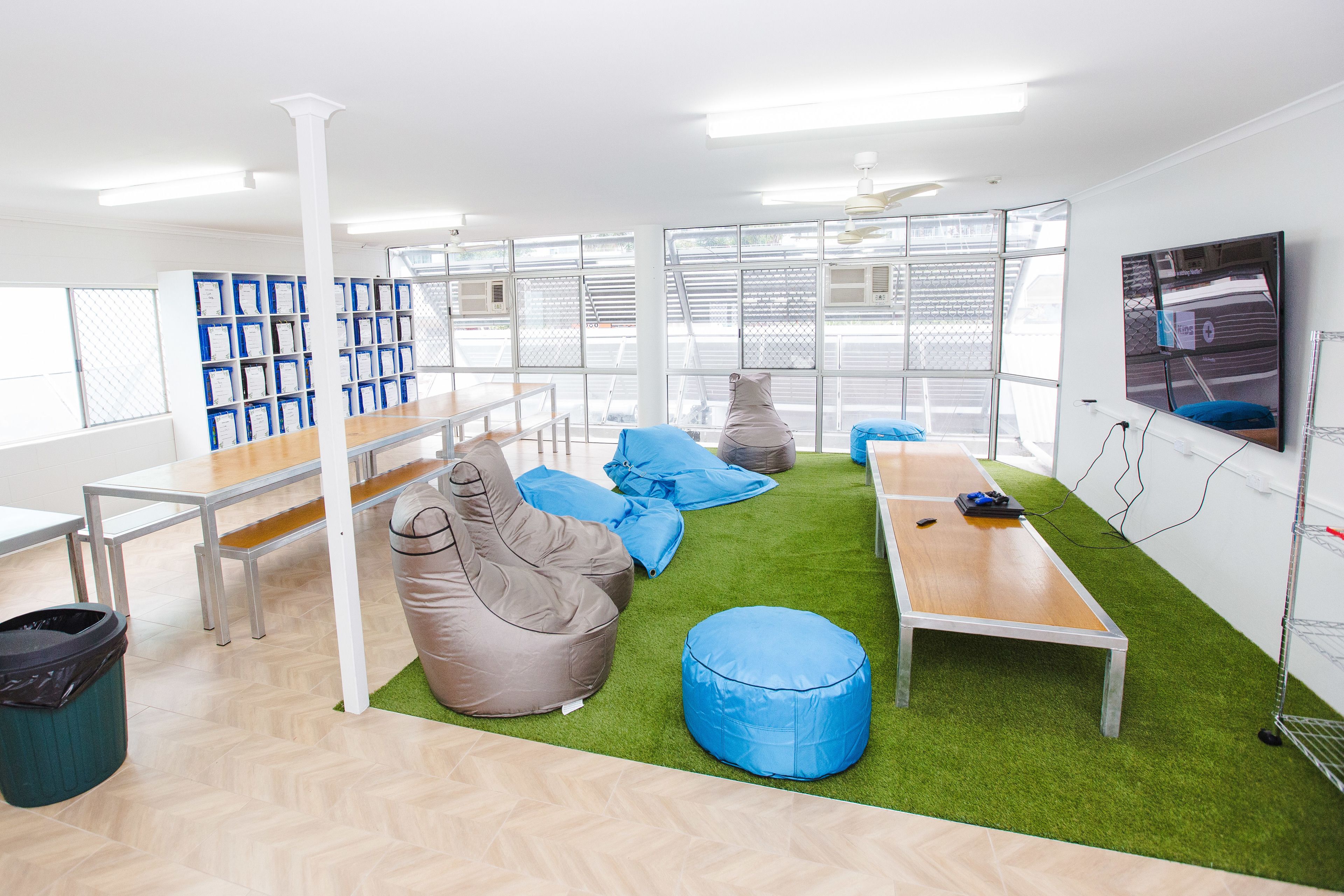 Mad Monkey Backpackers Waterfront