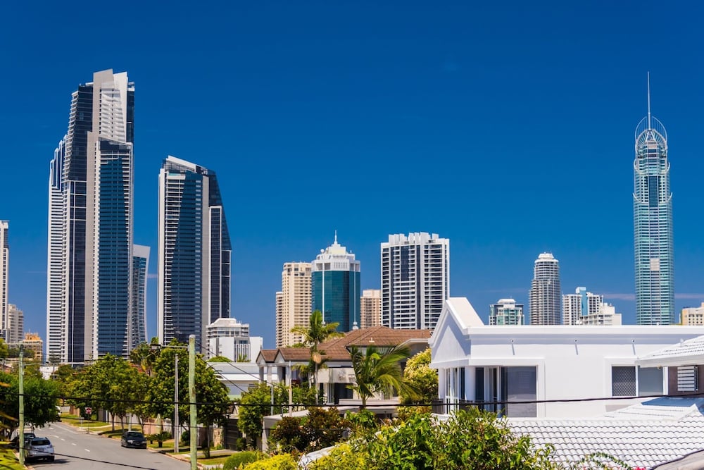 Edgewater on Chevron Waterfront 5 Bedroom Deluxe House Central Surfers Paradise Location