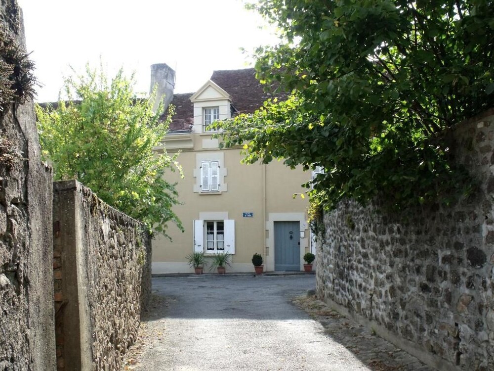 Maison Du Midi in Magnac-Laval Hotel Rates & Reviews on Orbitz Maison Du Midi in Magnac-Laval Hotel Rates & Reviews on Orbitz
