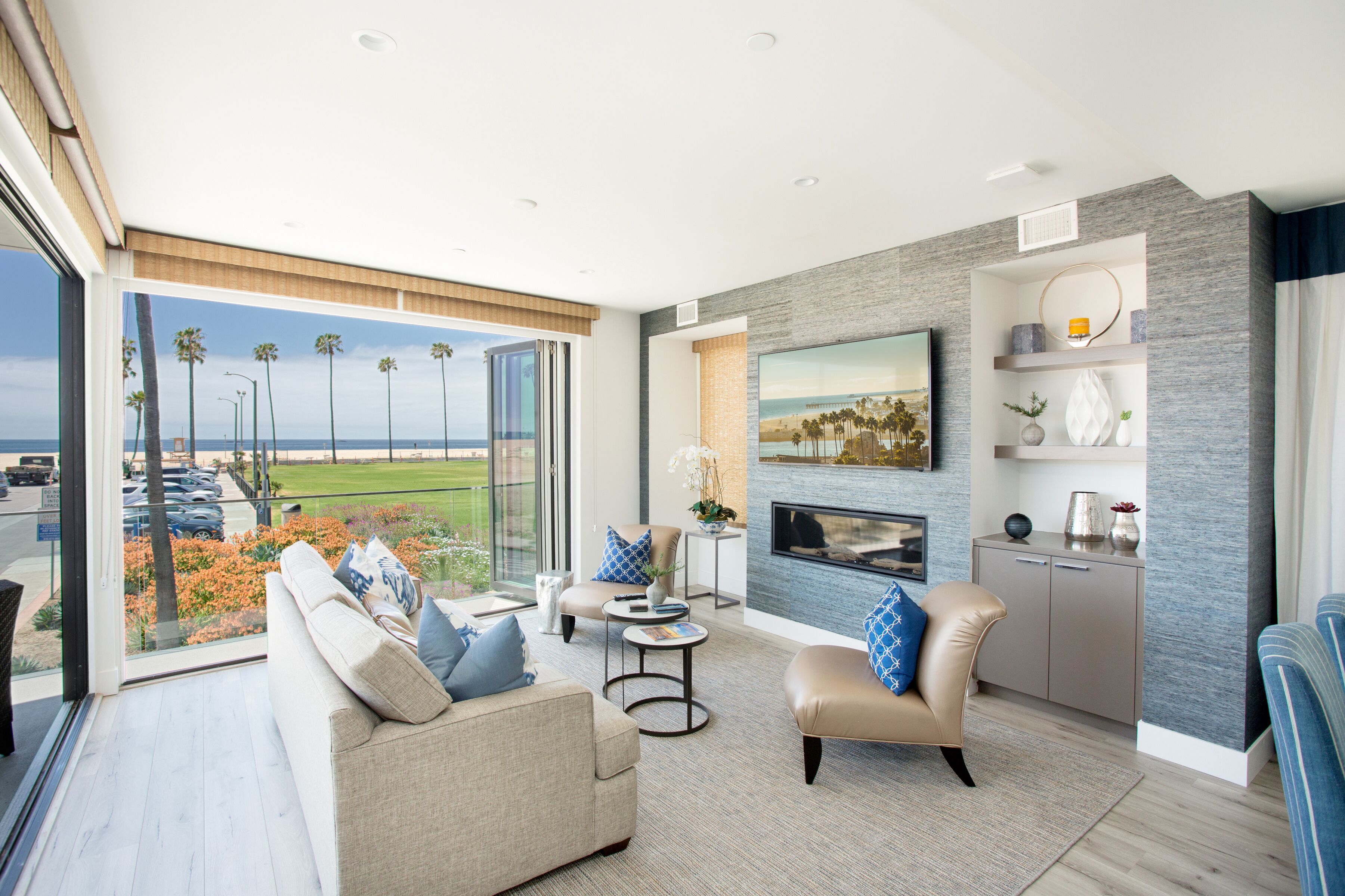 3 Bedroom Private Vacation Home in Newport Beach (Balboa Peninsula) in Newport Beach, United States