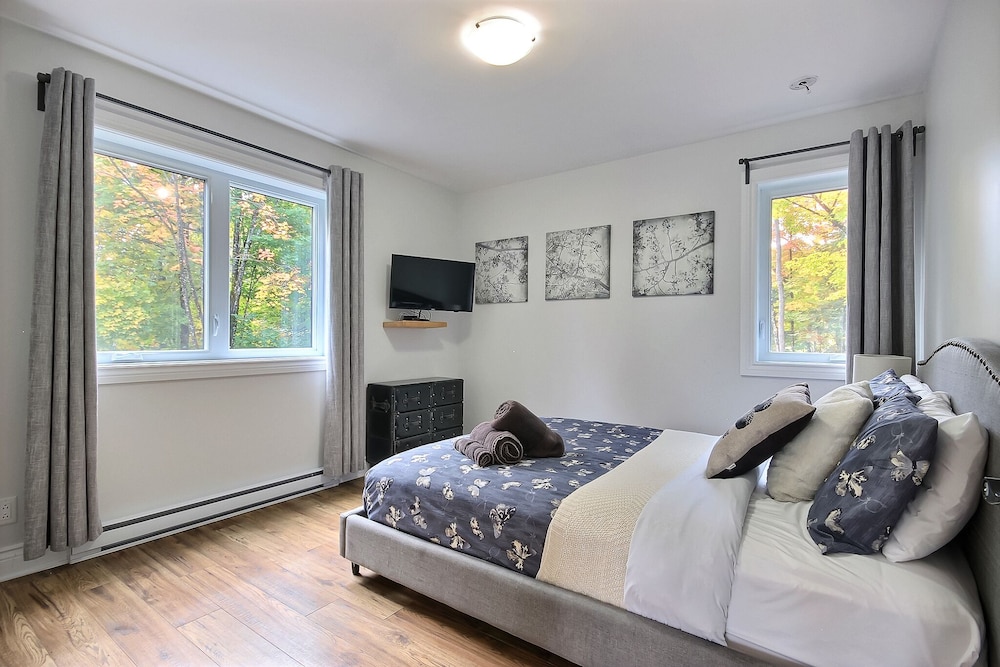 Le BonheurSpa / BIKE, OUTDOOR + SKIIN / SKIOUT Morin Heights Vrbo