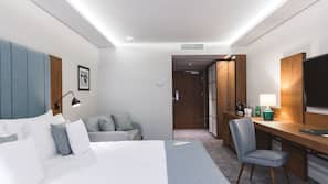 Coffre-forts dans les chambres, bureau, rideaux occultants