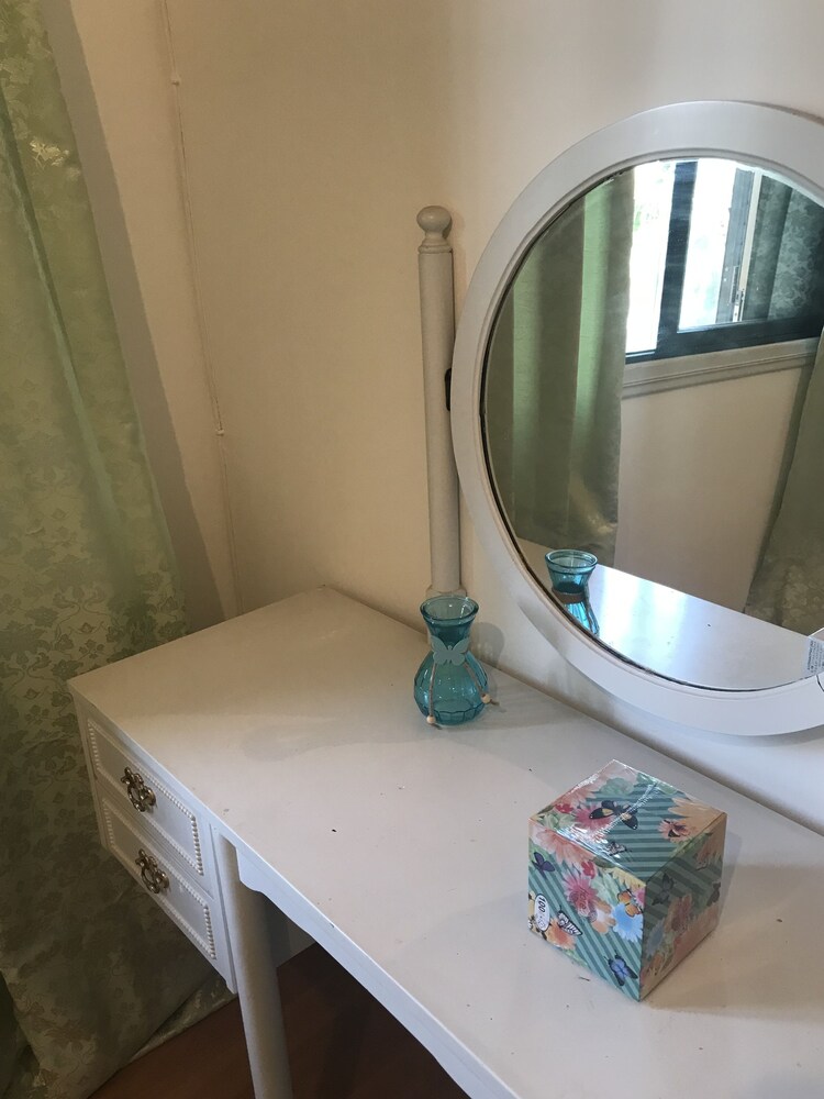 Aria Beach House 2018 Room Prices 61 Deals Reviews Expedia Aria Beach House 3 0 Out Of 5 Featured Image Guestroom Bathroom