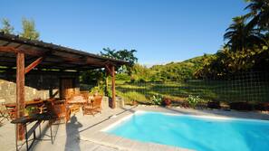 Piscina all'aperto