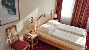 In-room safe, blackout drapes, soundproofing, cribs/infant beds
