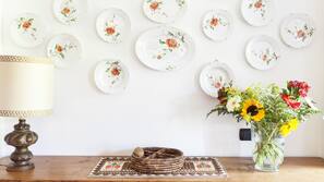 1 Schlafzimmer, individuell dekoriert, individuell eingerichtet