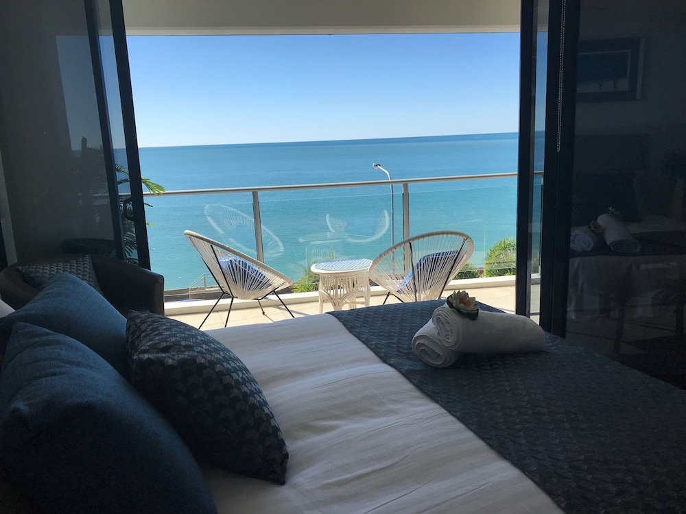 PIER ONE OCEAN VIEW LUXURY APARTMENT HERVEY BAY Best Ocean Views in