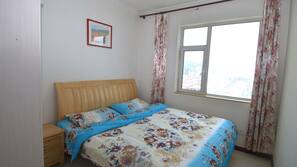 2 bedrooms, desk, free WiFi