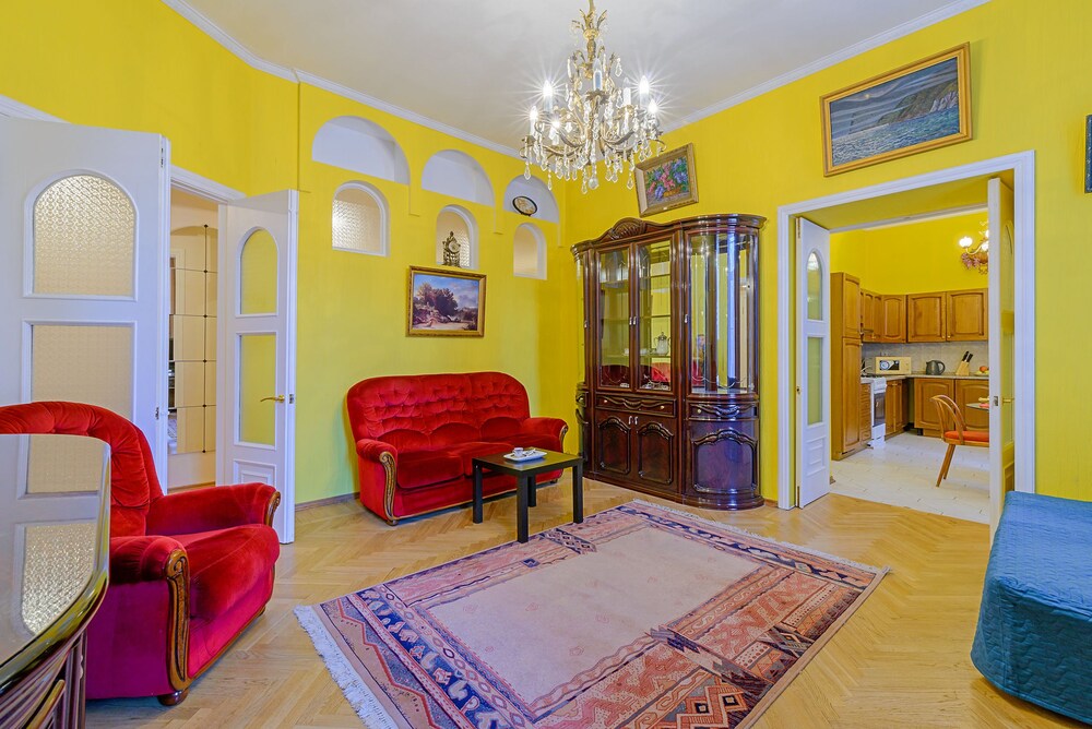 Welcome Home Apartments Italianskaya 29 2019 Room Prices Deals Welcome Home Apartments Italianskaya 29 4 0 Out Of 5 Courtyard Featured Image