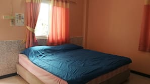 Rollaway beds, free WiFi