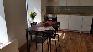 Fridge, microwave, oven, hob