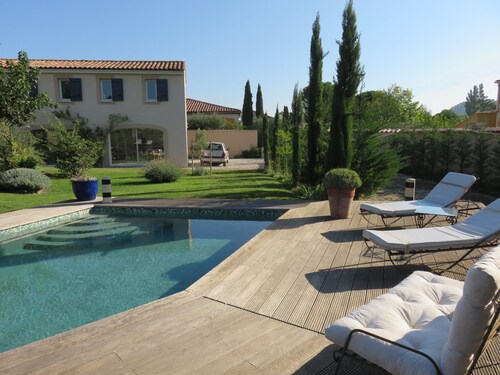 Bed And Breakfast Salon De Provence Lamanon Station Find Cheap