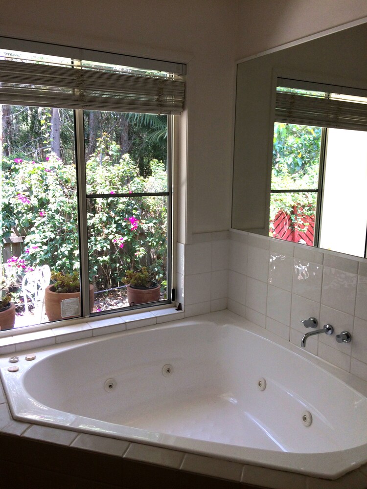 Howie's Place Noosa
