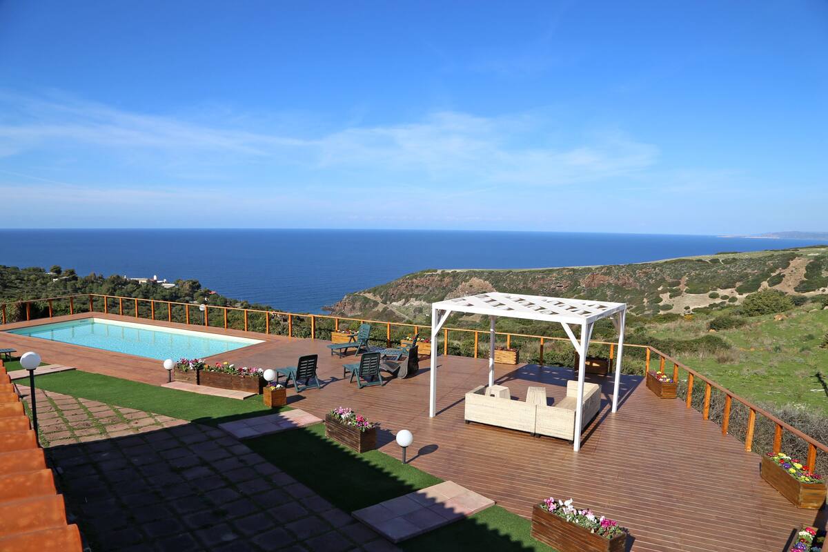 Bright Villa With Private Pool Surrounded By Lawn And Sea View Castelsardo Italia Expedia It