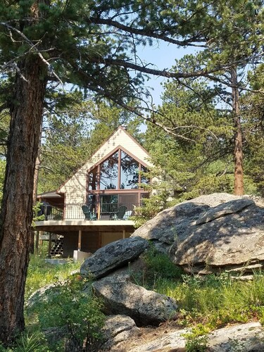 Tucked Away Mountain Cabin For 6 Close To Estes And Rocky