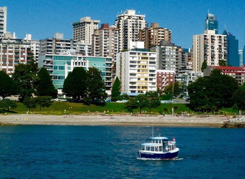 Accommodation In Kitsilano Hotels Near From Nz 123 Wotif Kits Point B