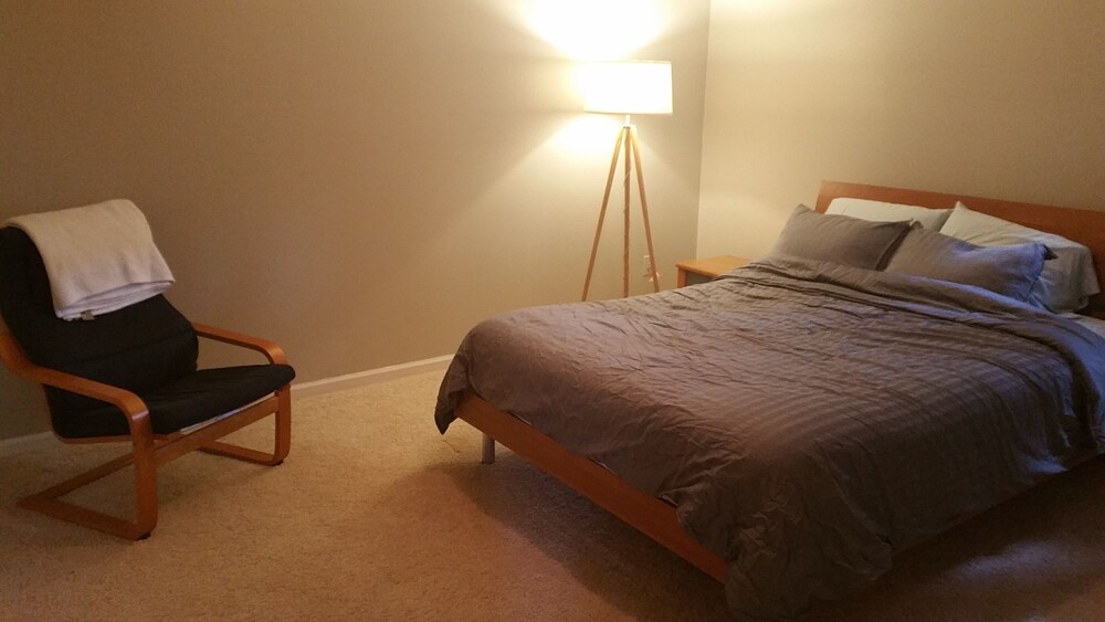 Lake views within walking distance to Notre Dame! St. Joseph County