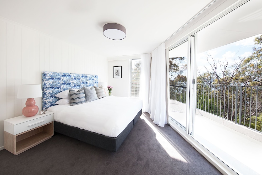 Room, Bannisters Port Stephens