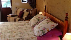 7 chambres, literie de qualité supérieure, fer et planche à repasser