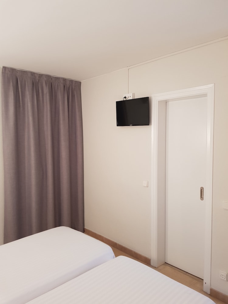 Photo - Hostal Ondina