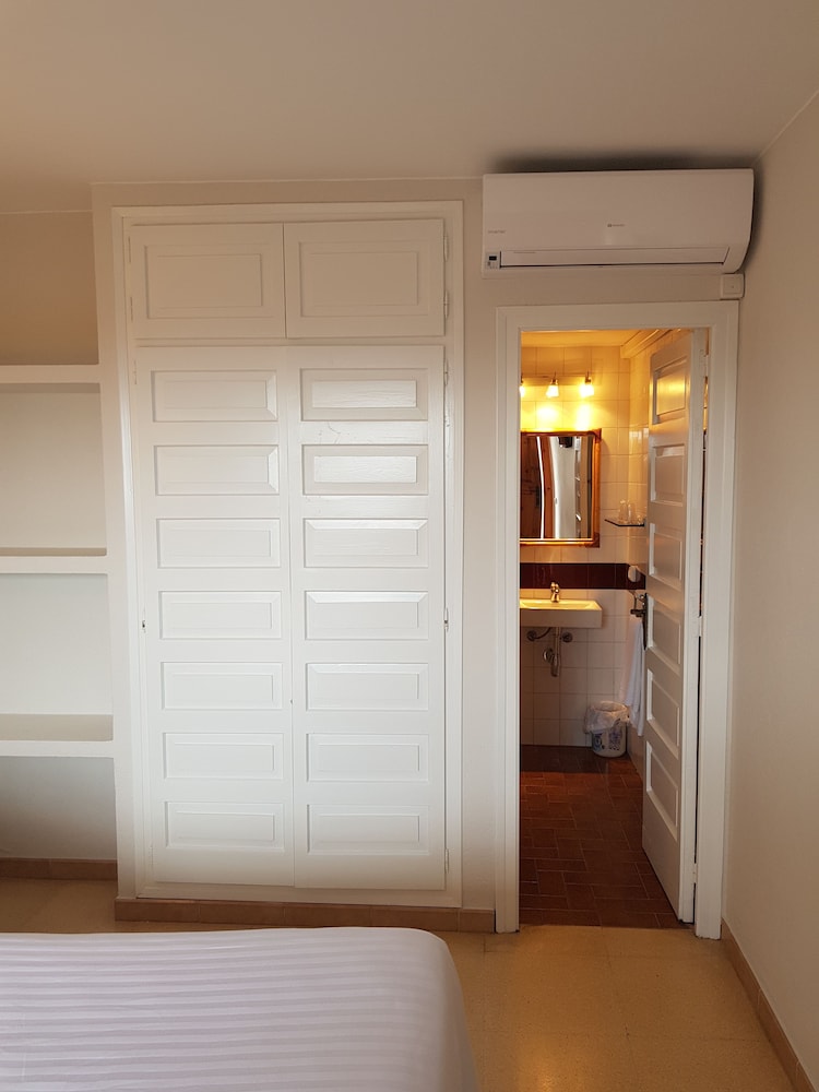 Photo - Hostal Ondina