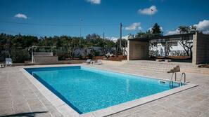 Piscina all'aperto
