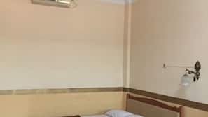 1 bedroom, desk, free WiFi