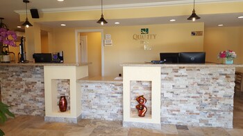 Quality Inn Escondido Downtown
