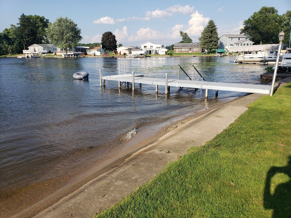 Lakefront Home On Allsports Long Lake in Burr Oak Best Rates & Deals on Orbitz