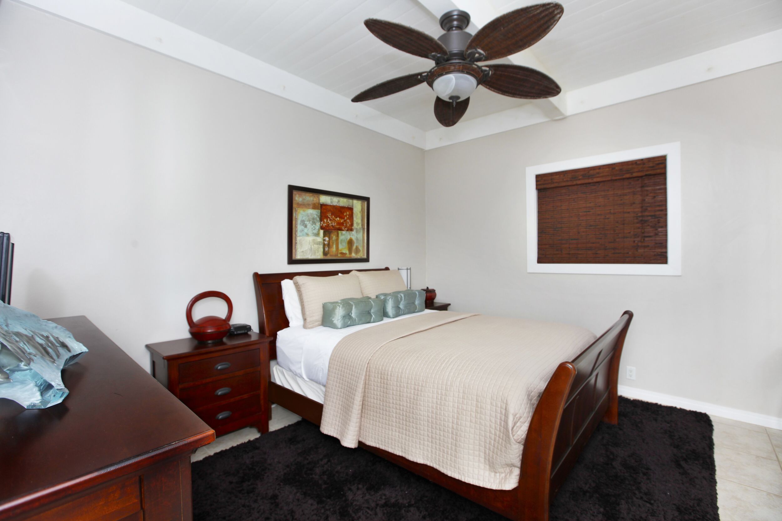 Oceanfront 2 Bedroom Suite With AC on the Kalapaki Cliff! in Lihue, United States
