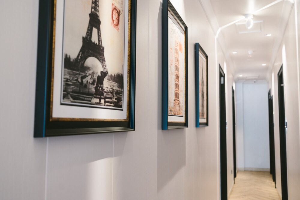 Hallway, A&R Boutique Hotel