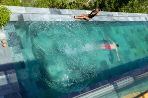 Outdoor pool, pool umbrellas, sun loungers