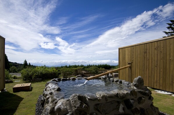 1F Japanese Style Room 73sqm with Outdoor bath, Adult Only | Primary image