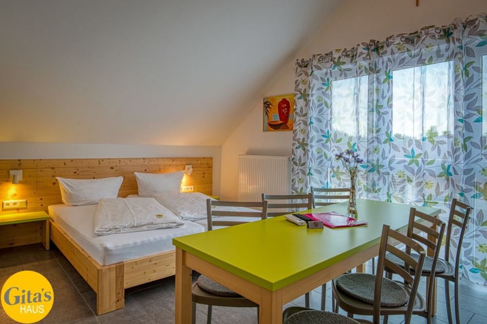 Gita S Haus