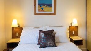 Egyptian cotton sheets, premium bedding, individually decorated