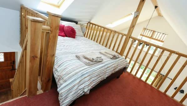 1 bedroom, free cots/infant beds, free WiFi