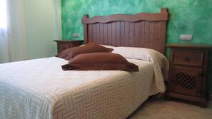 2 dormitorios, camas supletorias (de pago), wifi gratis y ropa de cama