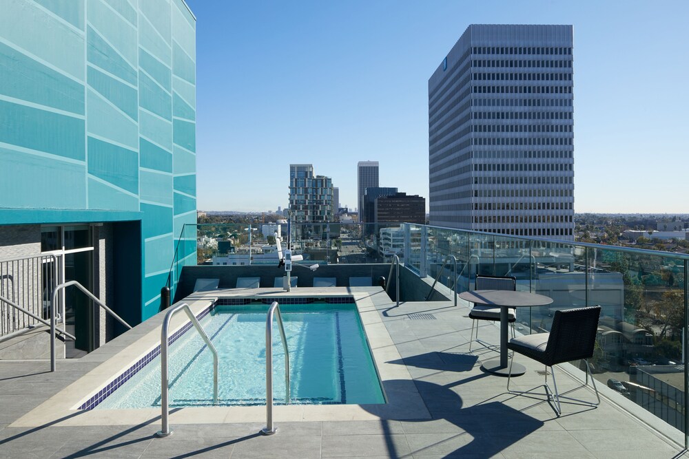 Terrace/patio, AC Hotel by Marriott Beverly Hills