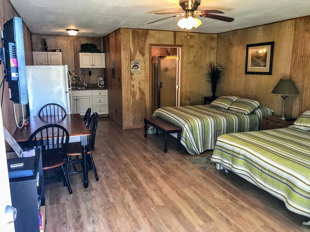 Bayshore Lodge 123 Rental Port O Connor TX , Port O Connor Room Prices