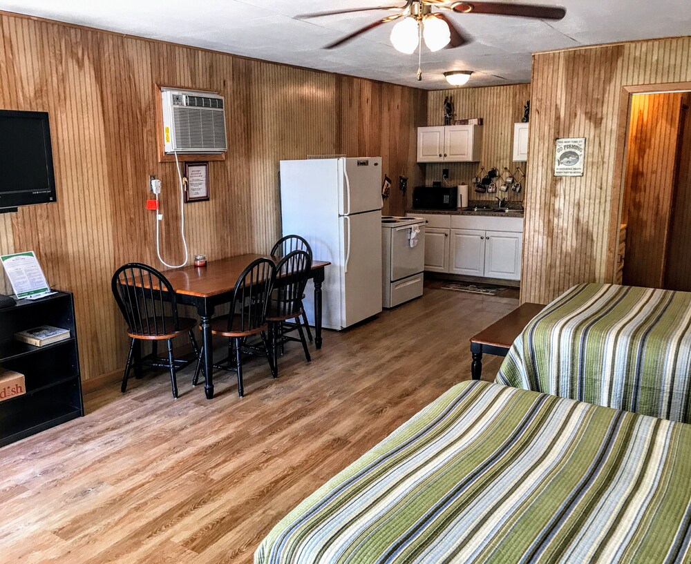 Bayshore Lodge 123 Rental Port O Connor TX , Port O Connor Room Prices