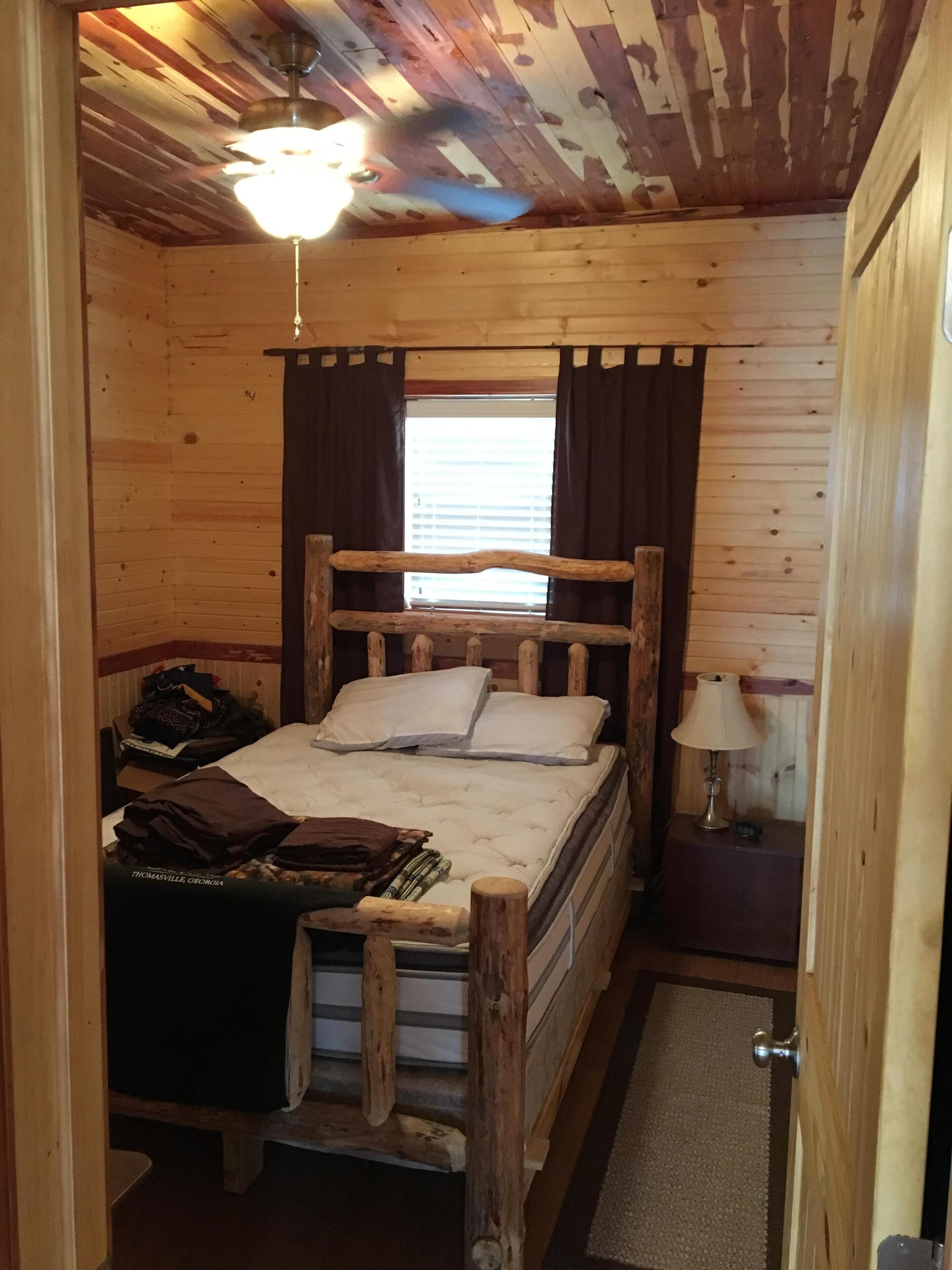 Super Clean Cabin On Truman Lake Peacefull Getaway Warsaw Clinton Bucksaw In Deepwater Mo Expedia