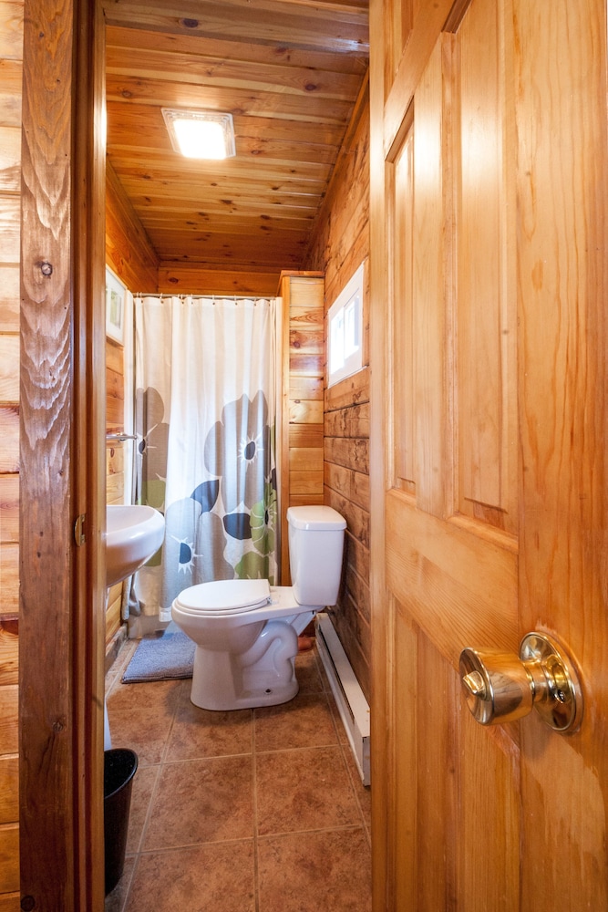 Bathroom, Cabin in the Woods - Near Ricketts Glen - With Many Modern Amenities