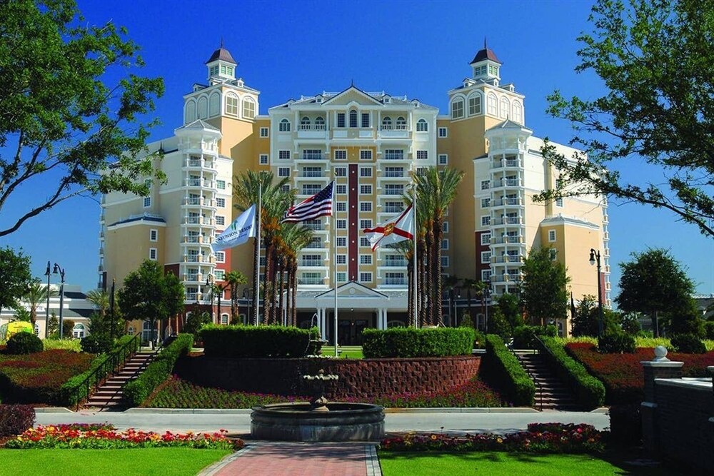 Luxury & Spacious Superior Vacation Villa With 2 Master ...