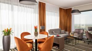 Minibar, Zimmersafe, Schreibtisch, kostenlose Babybetten