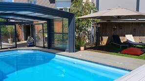 Piscine extérieure, piscine chauffée