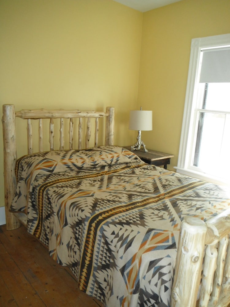 Four season Adirondack home on Lake Colby Saranac Lake Franklin