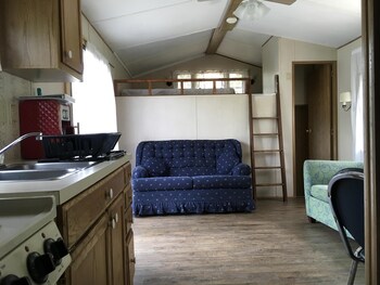 Affordable Cabin Minutes From The Wisconsin Dells Castle Rock