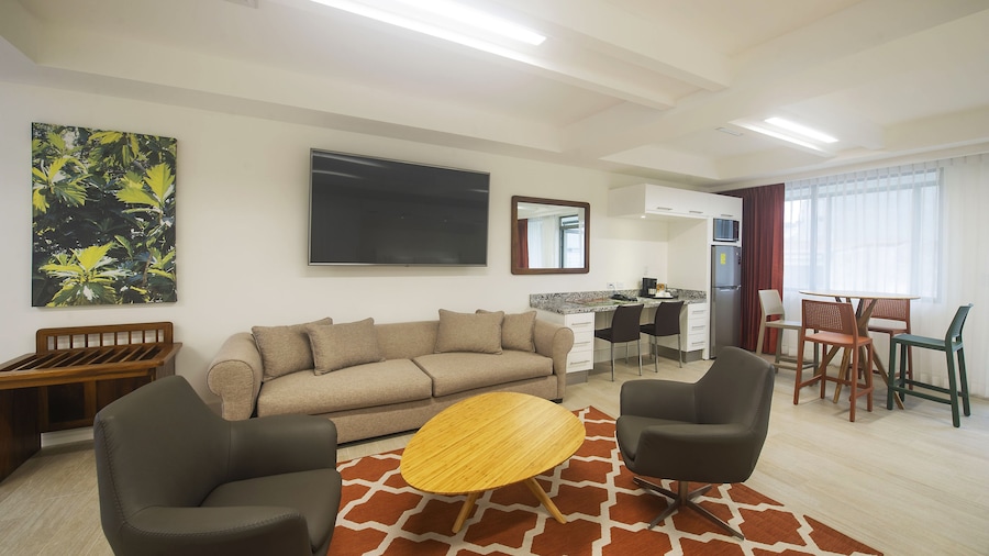 Balmoral Suites