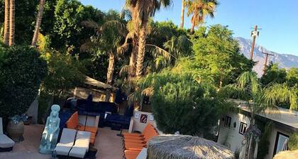 Sea Mountain Inn Nude Resort - Adults Only