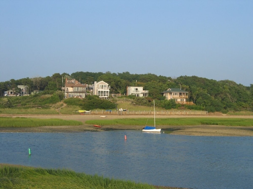 Waterfront Cottage fantastic unobstructed views!! Wellfleet Vrbo